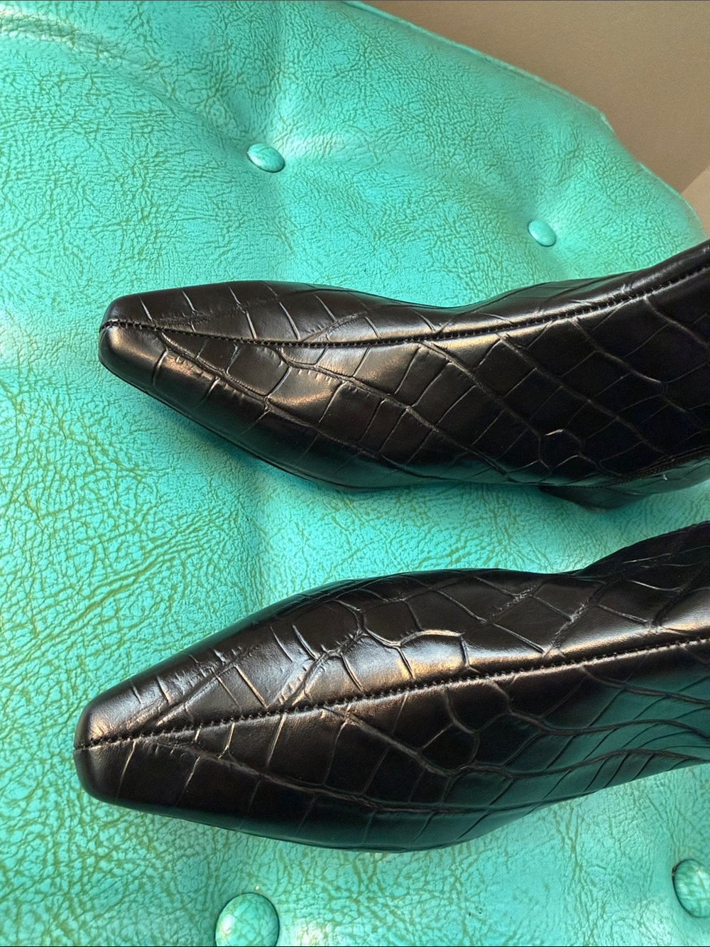 Gianni Bini Black Leather Croc-Embossed Textured Knee Boot Chic Stylish Edgy 8.5 - Picture 7 of 12